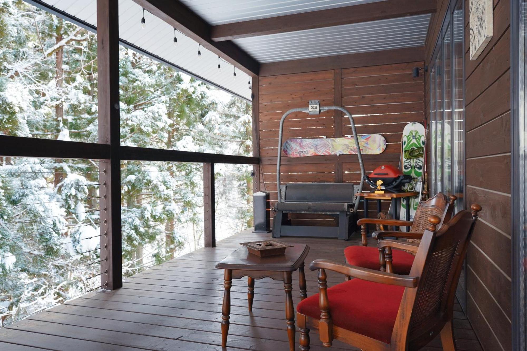 Bears Den Mountain Lodge هاكوبا المظهر الخارجي الصورة