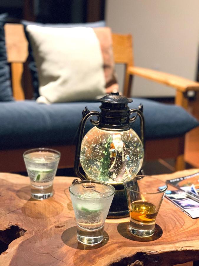 Bears Den Mountain Lodge هاكوبا المظهر الخارجي الصورة